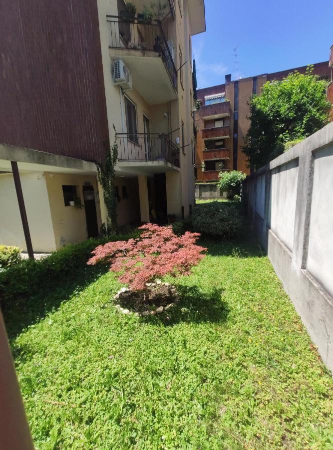 Appartamento C&Y Torelli 1 Νοβάρα Εξωτερικό φωτογραφία